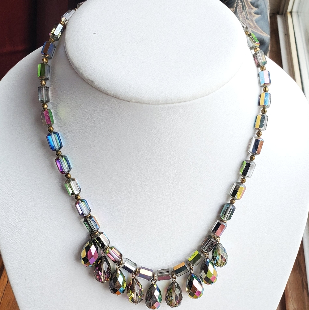 Vintage multifaceted crystal necklace